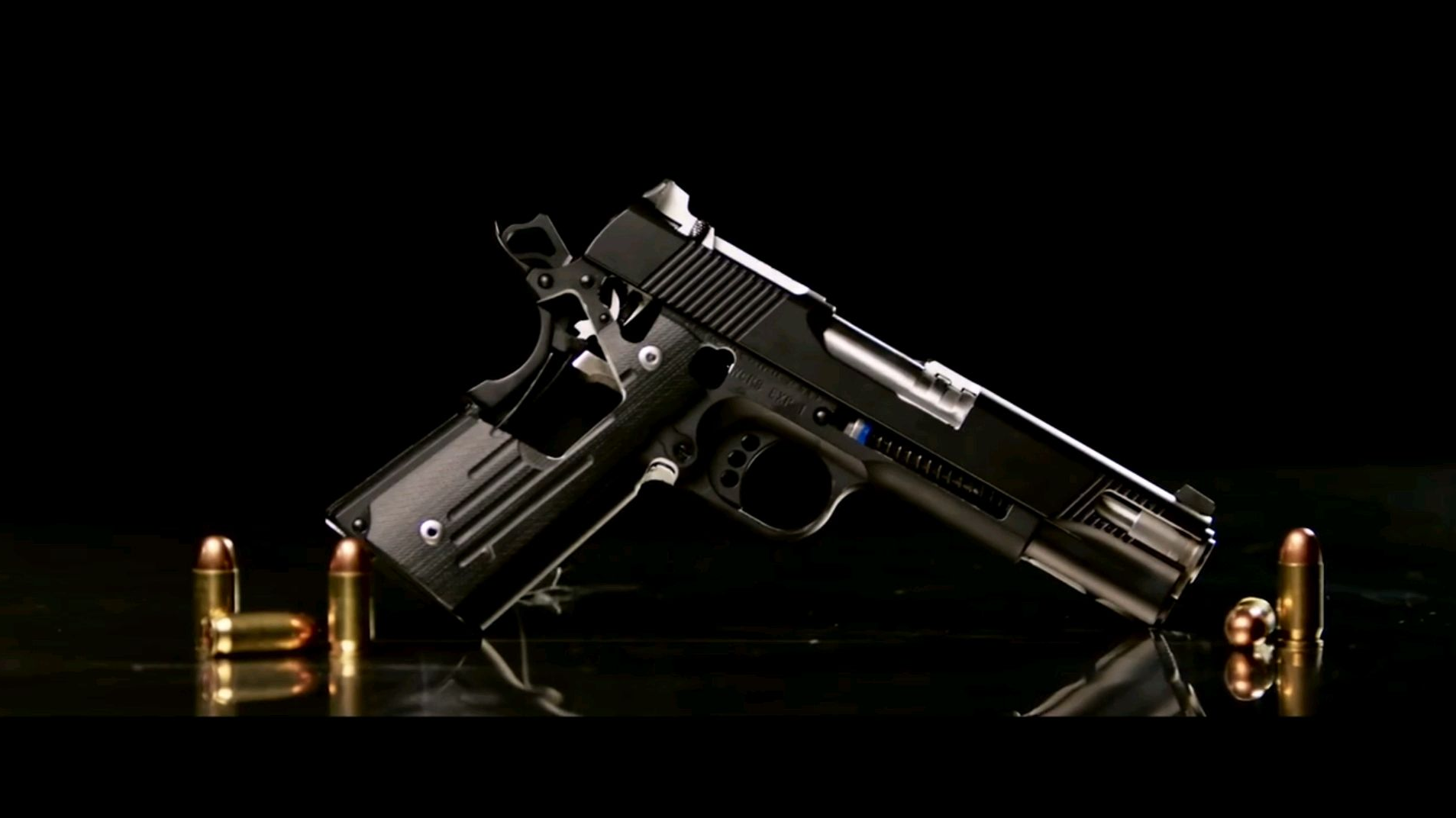 M1911慢动作